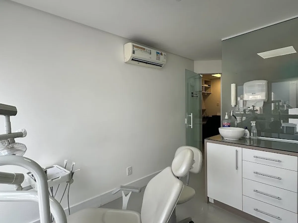 Aviva Odontologia Visagista — dentista em Jardim Sao Dimas, São José dos Campos