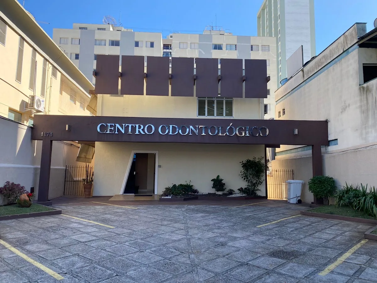 Centro Odontologico — dentista em Jardim Sao Dimas, São José dos Campos