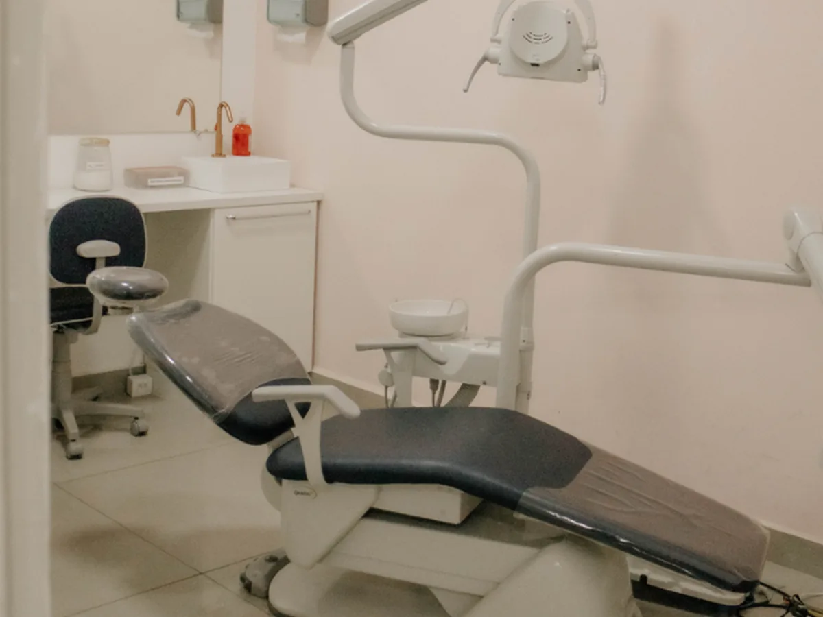 Clínica Odontológica l Instituto Lenzi — dentista em Jardim Satélite, São José dos Campos