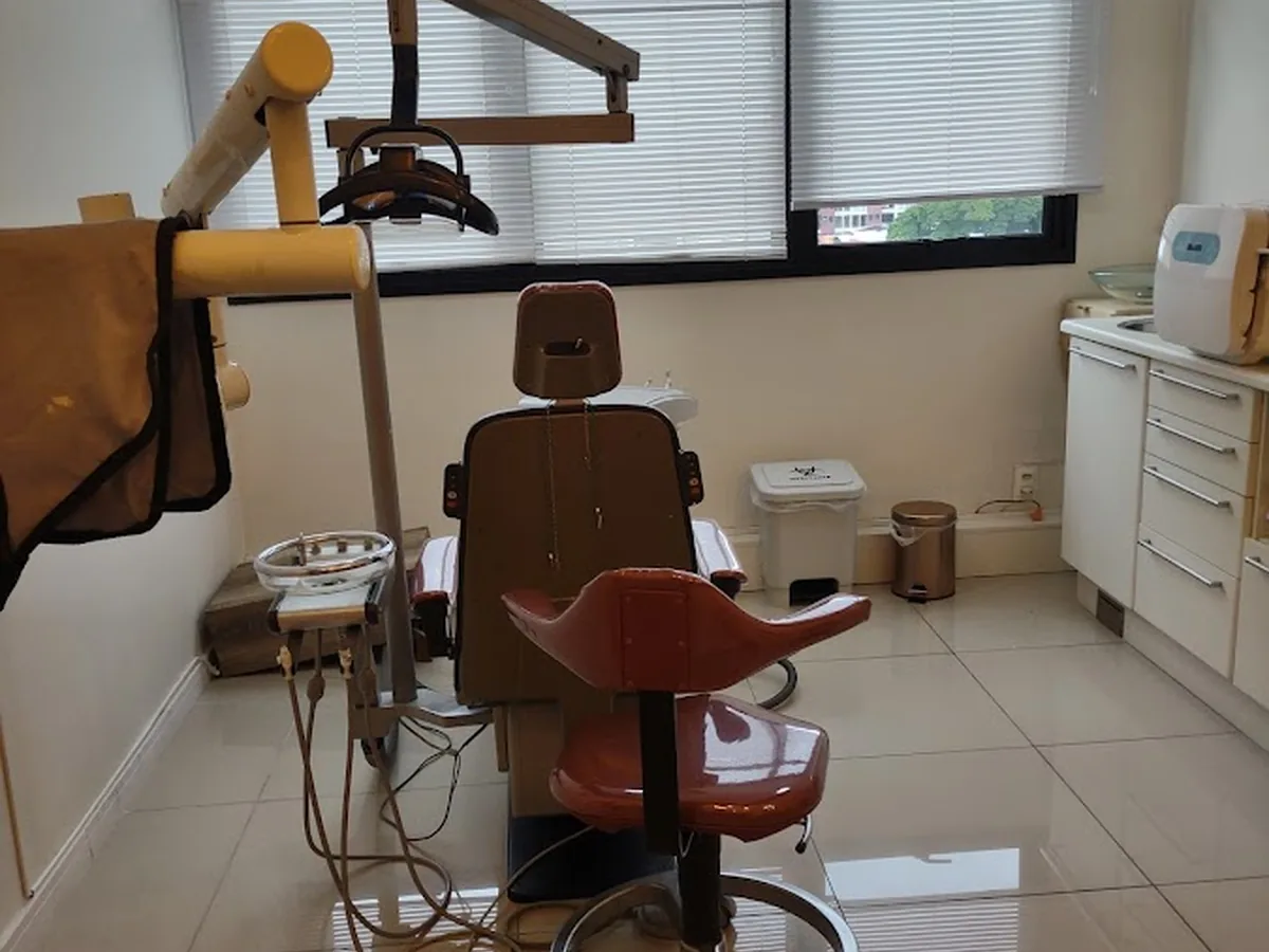 Consultório Odontológico Dra. Bruna Campos e Dr. Vinicius Laurindo — dentista em Centro, São José dos Campos