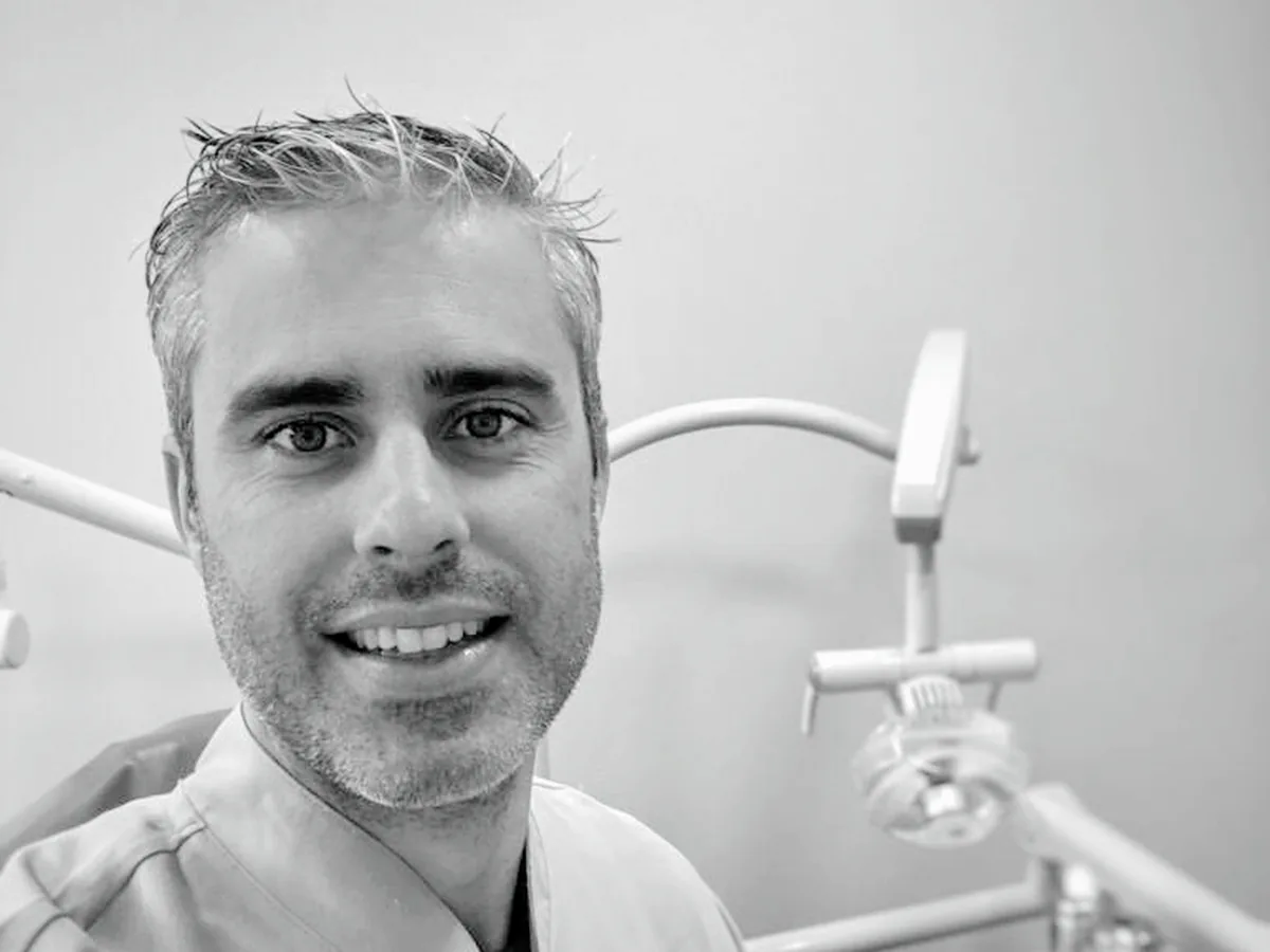Dr. Alexandre Dantas — dentista em Jardim Esplanada II, São José dos Campos
