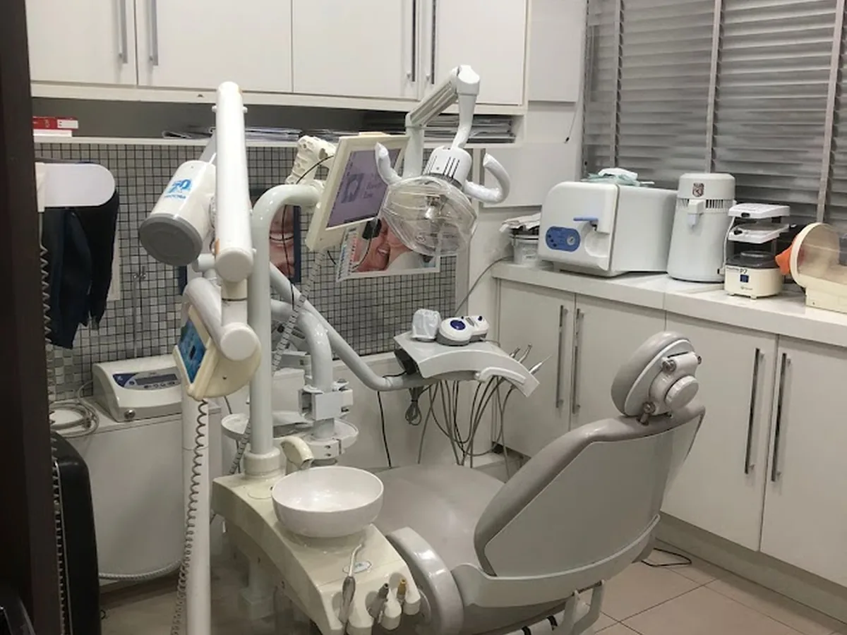 Dr. Igor Rossetti Leite — dentista em Jardim Aquarius, São José dos Campos
