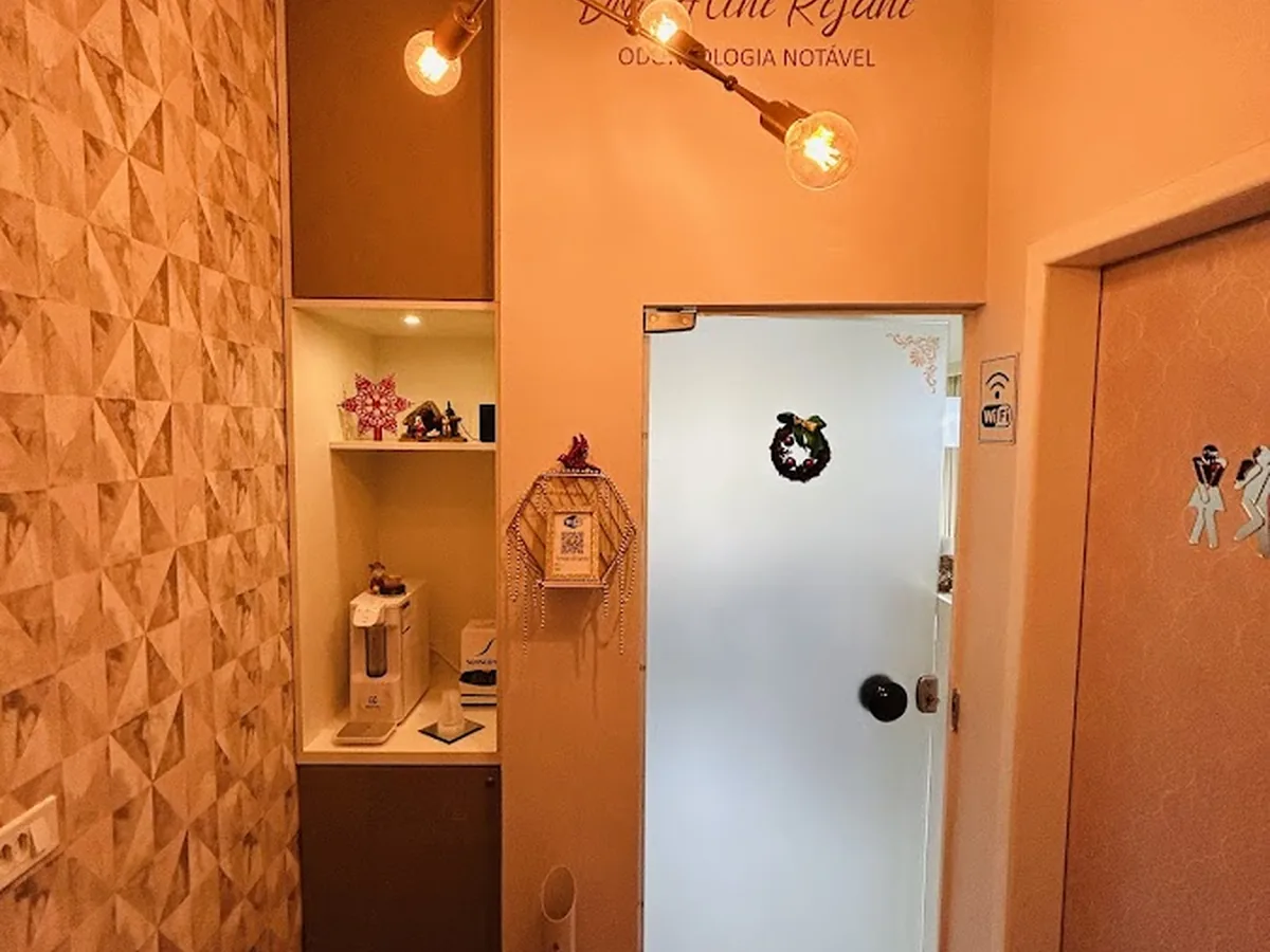 Dra. Aline Rejane Odontologia — dentista em Bosque dos Eucaliptos, São José dos Campos