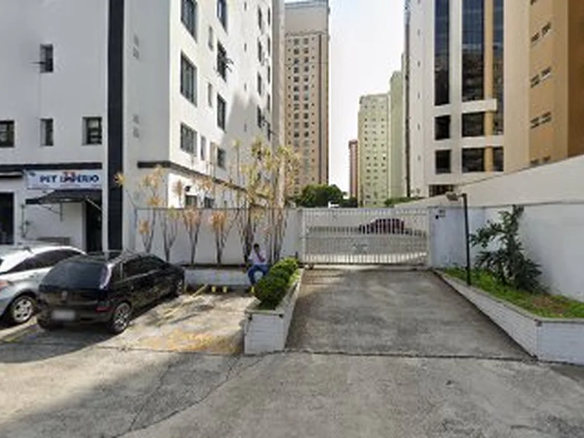 Dra Bárbara Hatje — dentista em Jardim Aquarius, São José dos Campos
