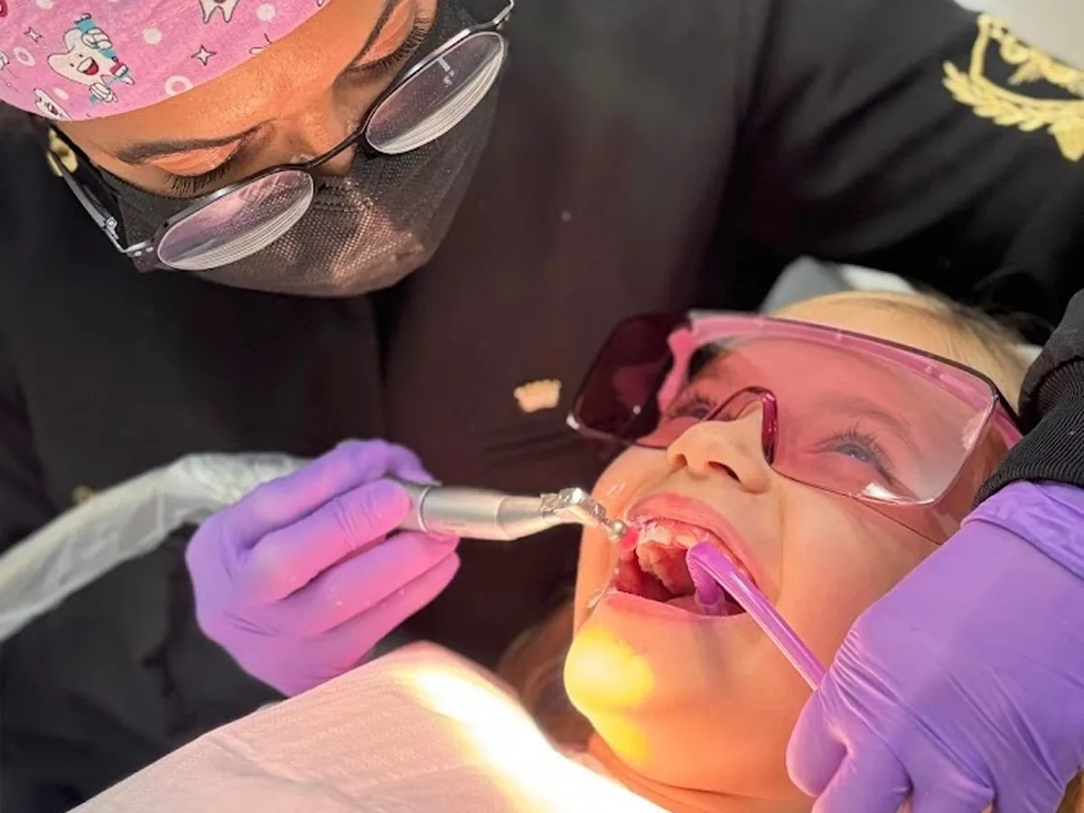 Dra. Carolina Martins — dentista em Centro, São José dos Campos
