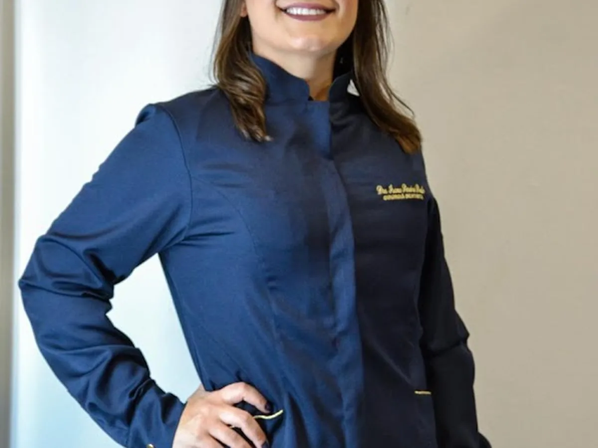 Dra. Isana Pereira — dentista em Jardim Sao Judas Tadeu, São José dos Campos
