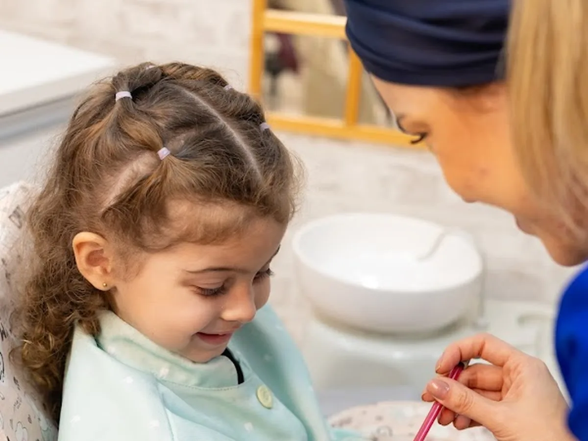 Dra. Larissa da Silva — dentista em Jardim Satélite, São José dos Campos