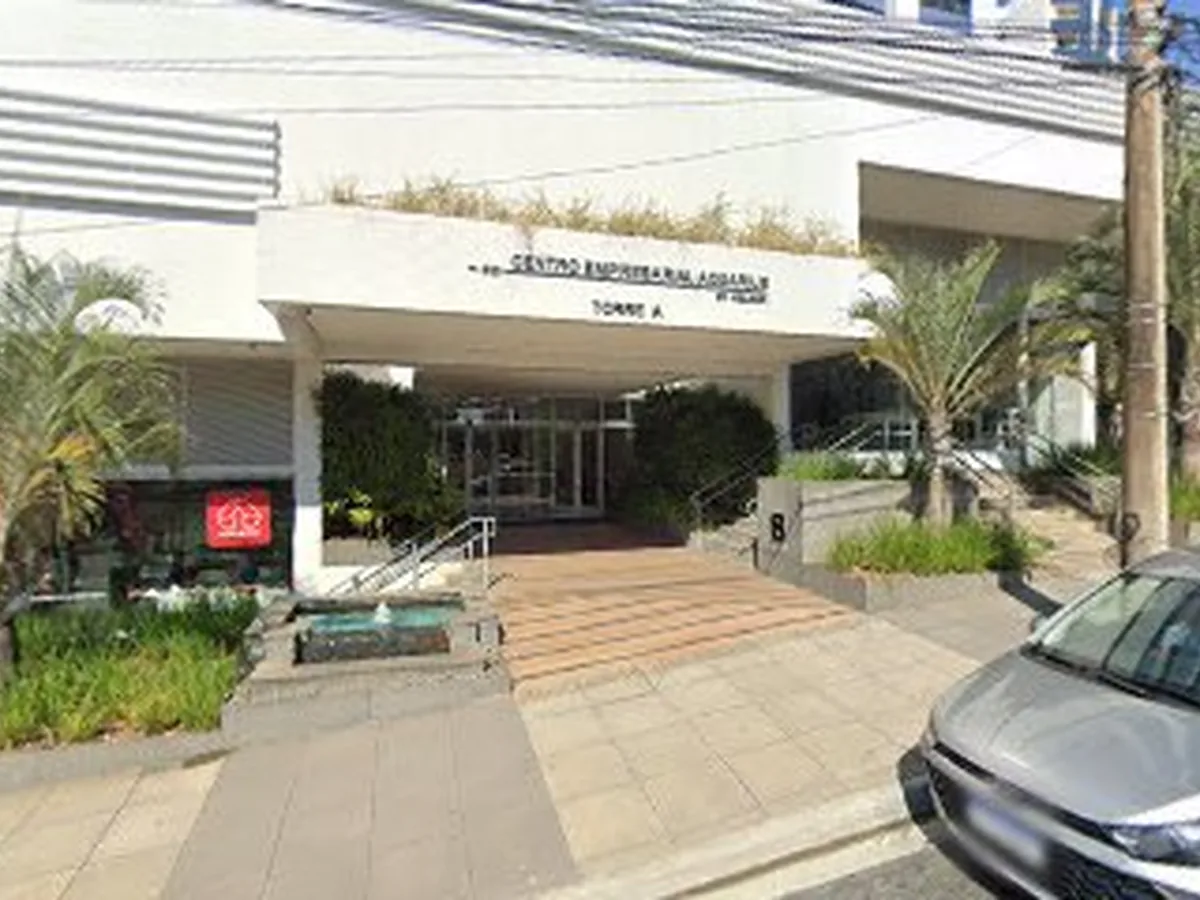 Dra. Natália Corrêa Fonseca — dentista em Jardim Aquarius, São José dos Campos