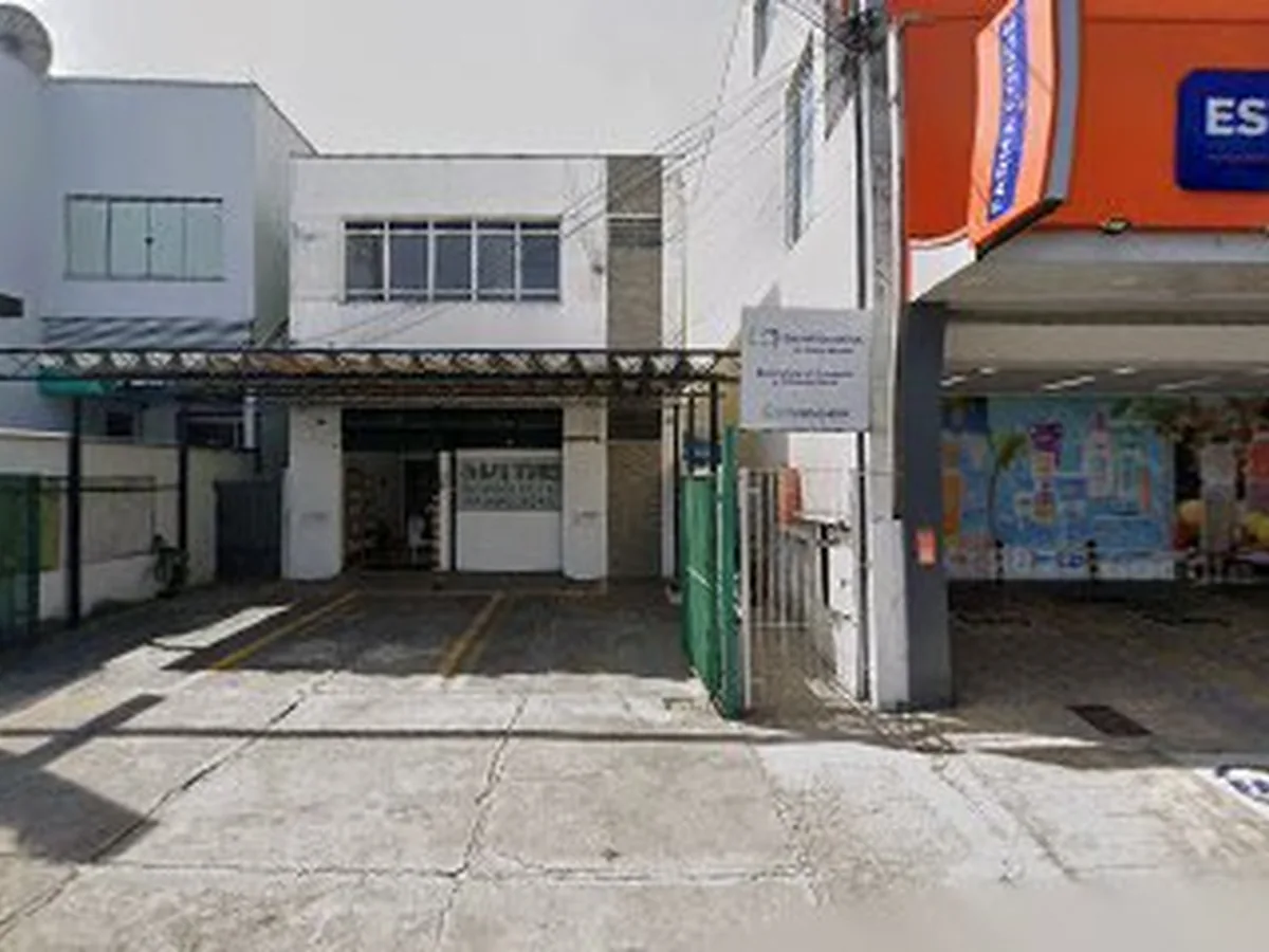 Implante Dentário Carga Imediata — dentista em Jardim Satélite, São José dos Campos