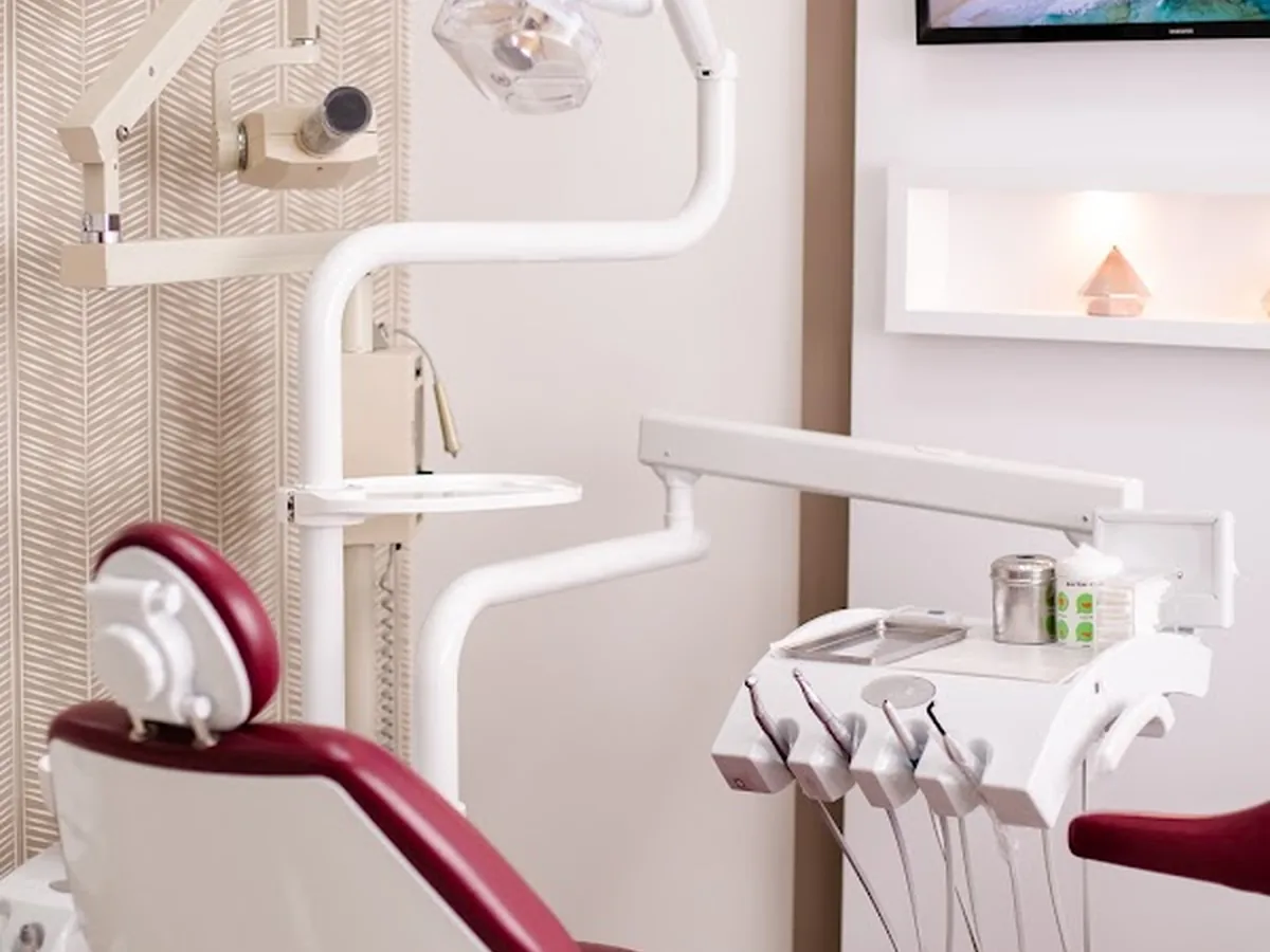 Lòre Odontologia — dentista em Jardim Sao Dimas, São José dos Campos