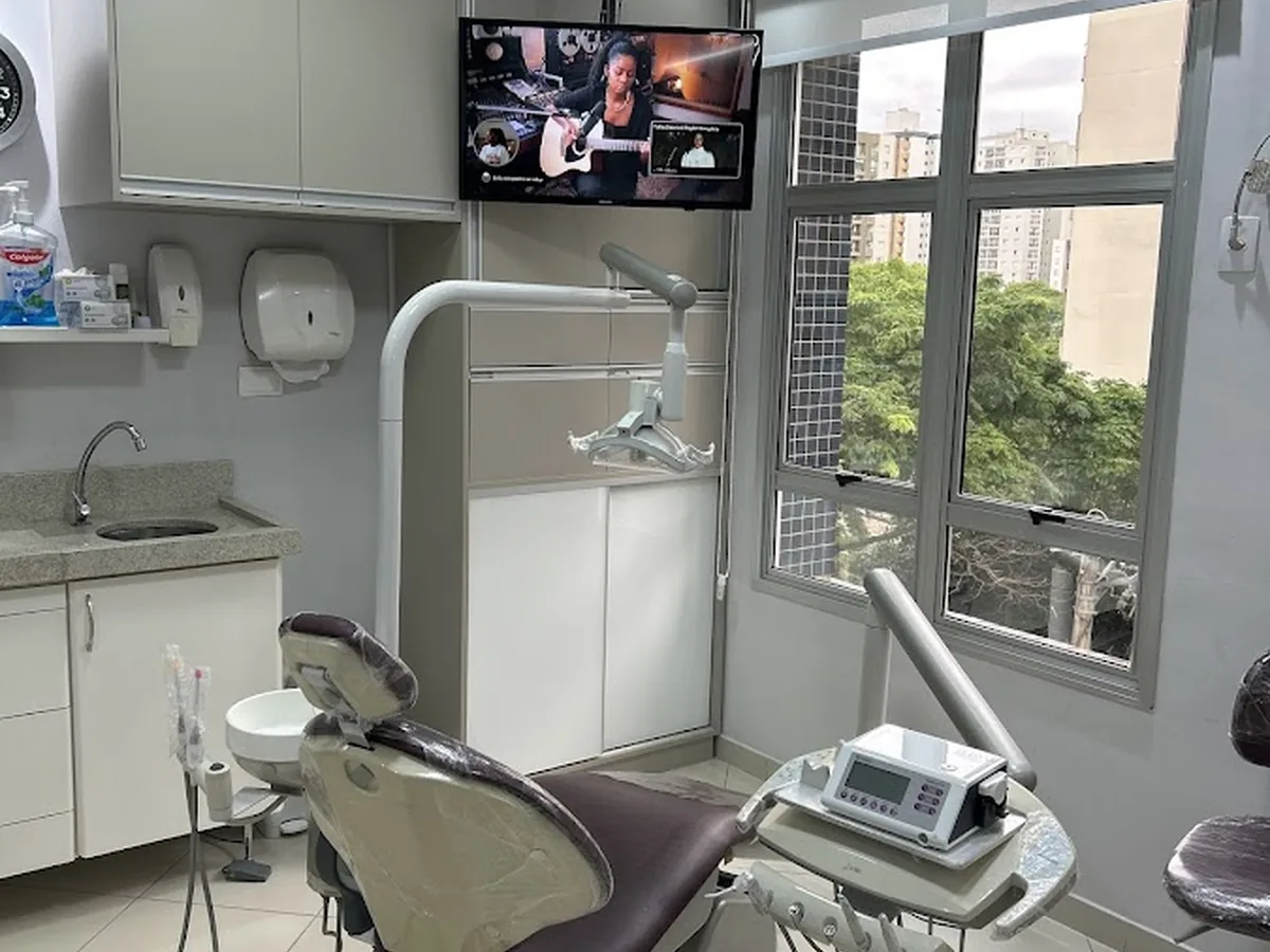 Perfil Odontologia — dentista em Jardim Aquarius, São José dos Campos