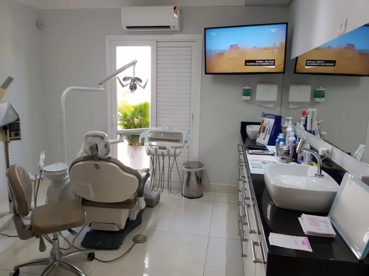 Pronto Socorro Odontológico — dentista em Jardim Apolo II, São José dos Campos