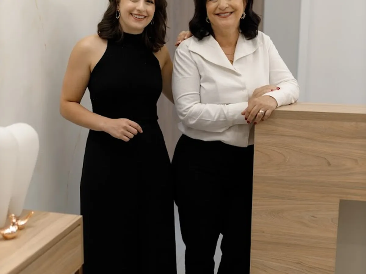 Trefiglio Rocha Odontologia — dentista em Vila Adyana, São José dos Campos